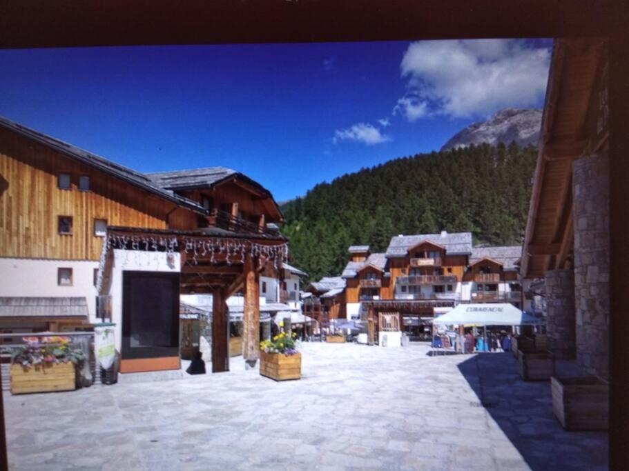 T2 1800 Pied Des Pistes Avec Piscine Les Orres