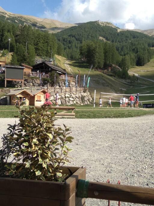 T2 1800 Pied Des Pistes Avec Piscine Les Orres